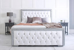 Wooden Frame Beds - Luxurious Diamond Tufted Buttons Bed